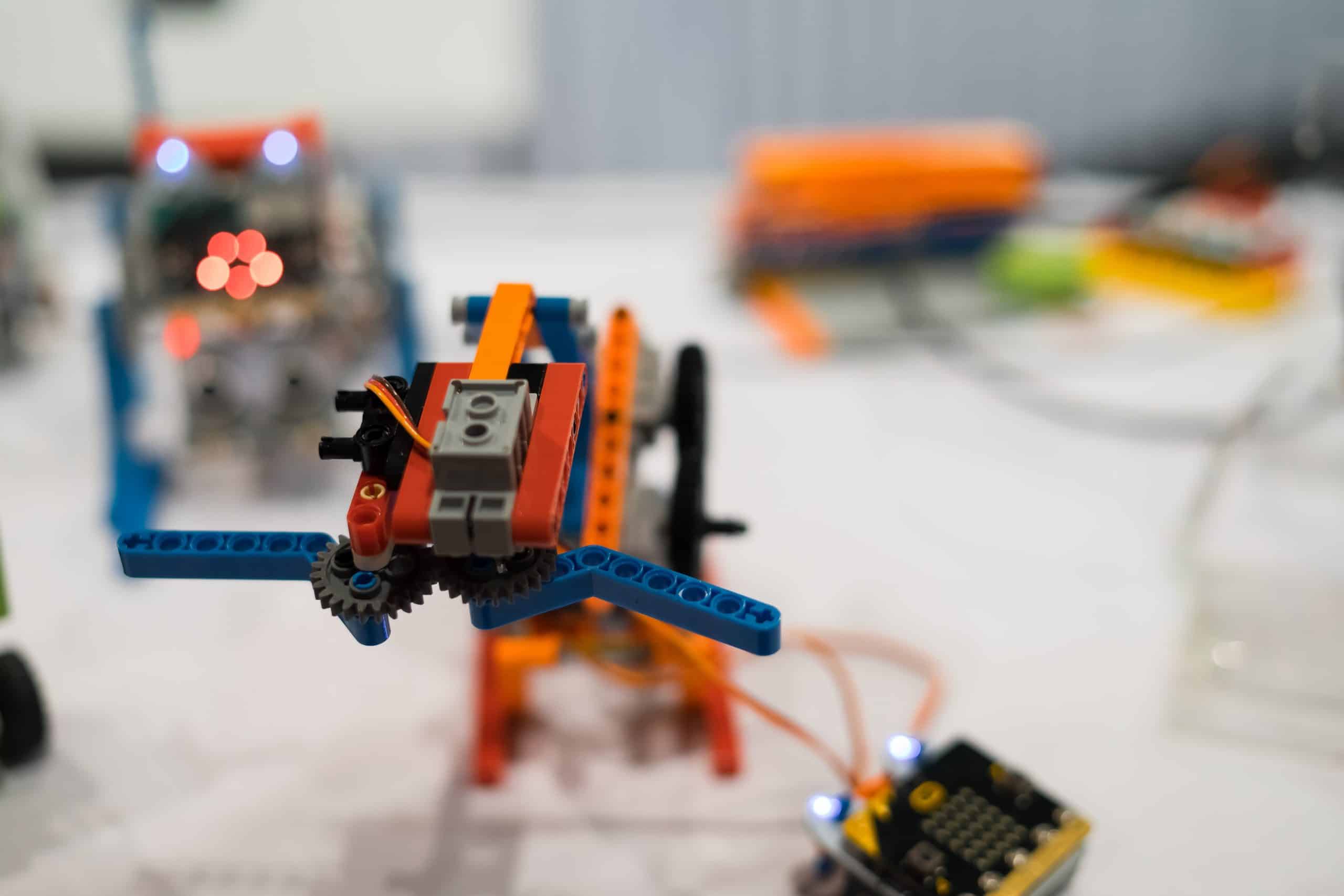 Lego BrikQ